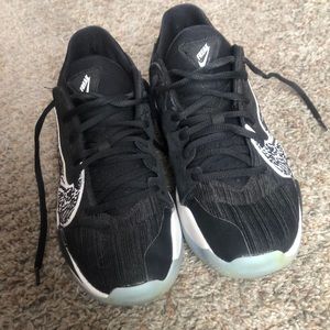 Nike Zoom freaks 2’s 7.5